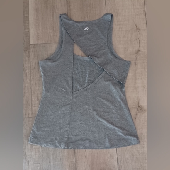 ALO Yoga Mika Open Back Tank SMALL - Picture 3 of 4